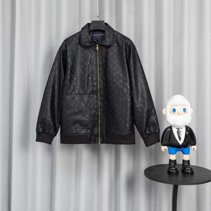 Picture of Louis Vuitton Jackets _SKULVM-2XLaztxC14732718